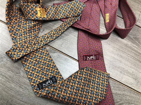 come distinguere cravatte hermes rare|hermes ties online shop.